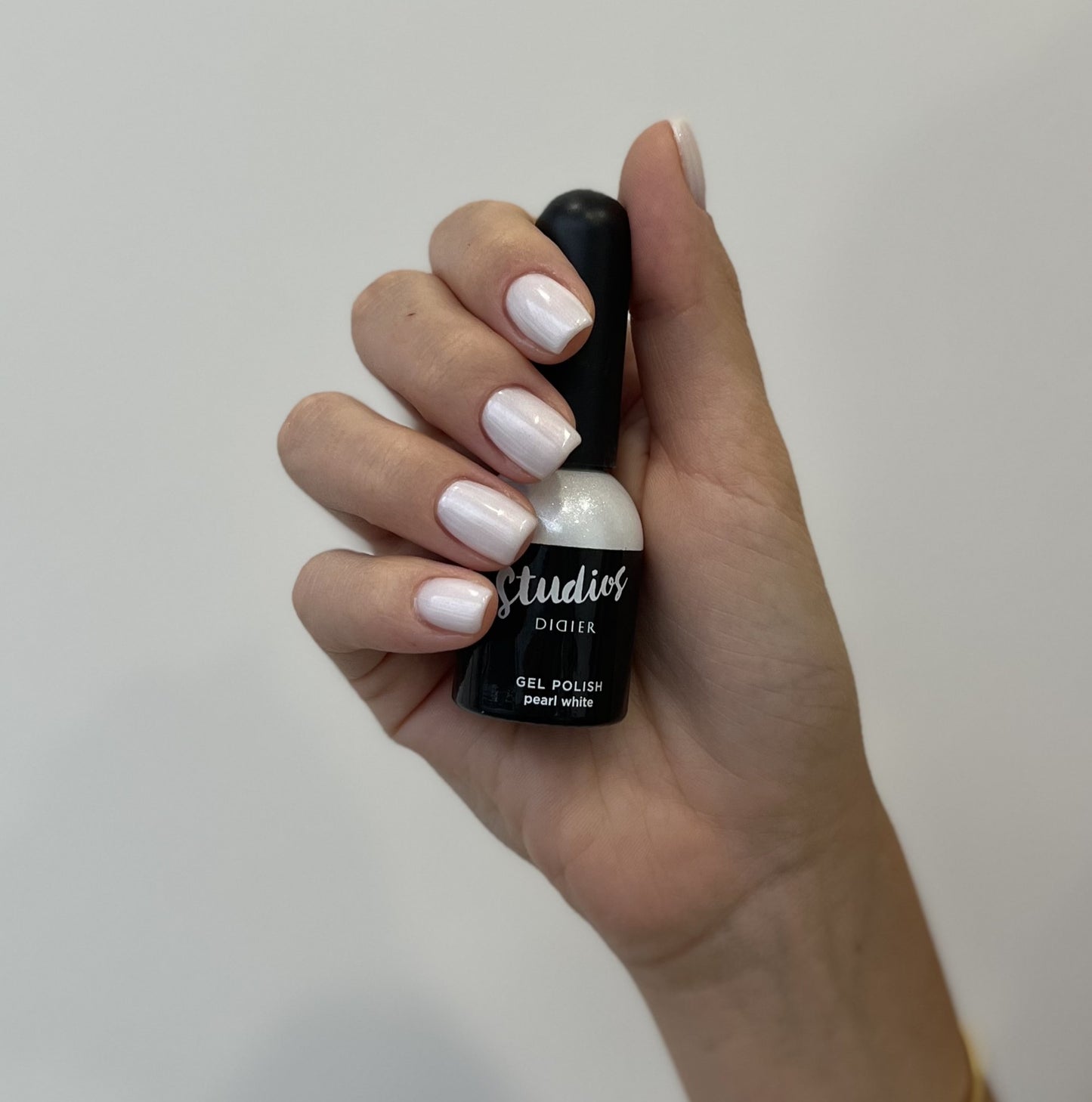 Gellak Studios Didier Pearl White